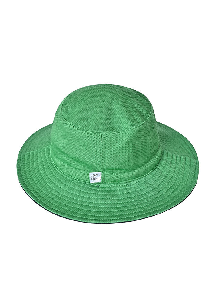 Reversible hat with Microfibre and Micromesh