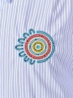 SS blouse with contrast inner collar, buttons, and piping